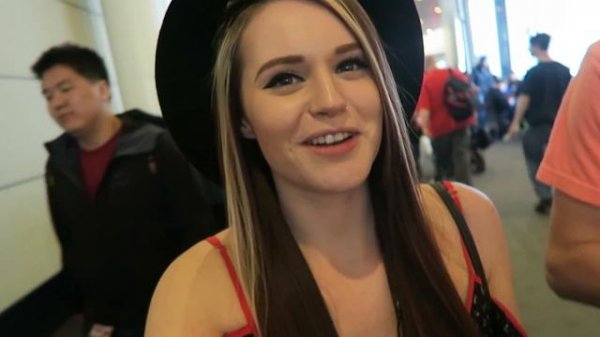 A SPECIAL FAN - PAX DAY 3