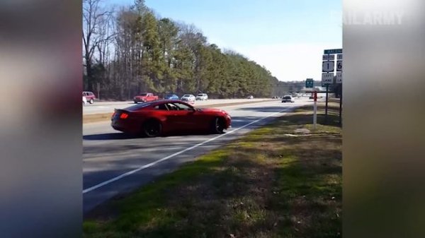 Самые неловкие публичные моменты, заснятые на камеру Fail Army