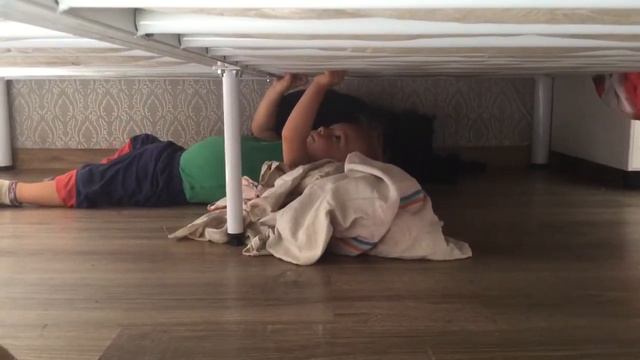 Лева искал Космоса и залез под кровать, 1 год 5 месяцев смотреть онлайн