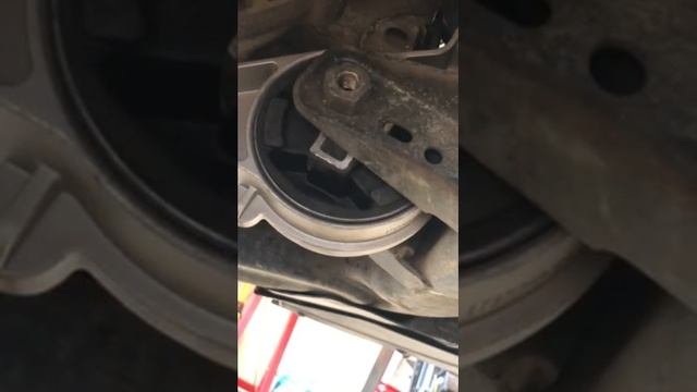 Part:2 2006 Saturn Ion 2 front transmission mount смотреть онлайн