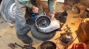 Разборка, сборка и запуск двигателя Муравья 1 часть