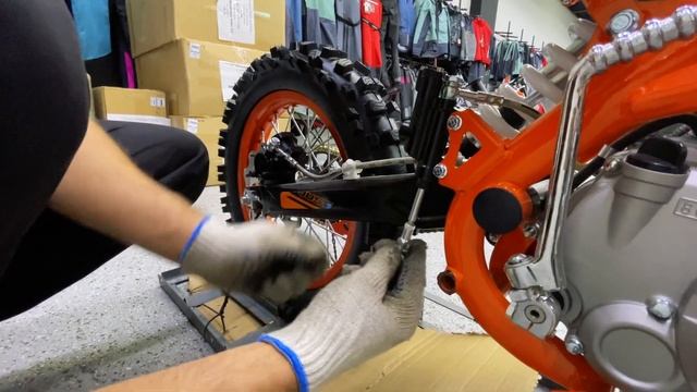 «СОБЕРИ САМ» | НОВЫЙ KAYO EVOLUTION YX125/140 | КАК ПРАВИЛЬНО СОБРАТЬ НОВЫЙ ПИТБАЙК САМОСТОЯТЕЛЬНО смотреть онлайн