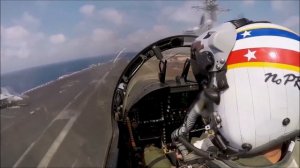 Вид из кабины пилота истребителя! Взлёты и посадки на авианосец.