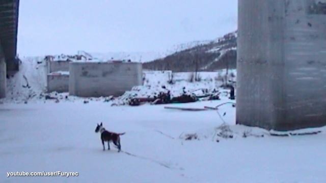 Колымская трасса. Сусуман. Остатки старого моста СРМЗ смотреть онлайн