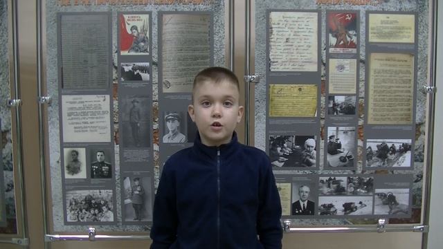 Стихотворение Н. Радченко «Городу Ленинграду». Читают А. Хапилина, Н. Евдокимов, М. Крылова смотреть онлайн