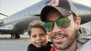 «Мой мужчина». Анна Курникова показала подросших детей и поздравила Энрике Иглесиаса с днем отца