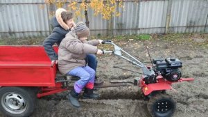 Мотоблок ЗУБР МТБ 400 с прицепом