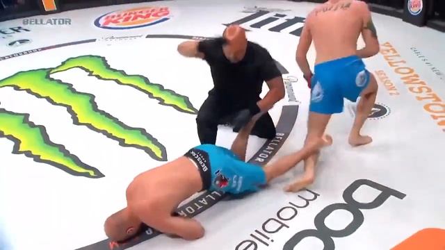 Боец MMA победил соперника за 11 секунд и установил рекорд смотреть онлайн