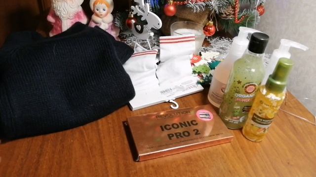 Что мне подарили на Новый год//Я верю в Деда Мороза смотреть онлайн