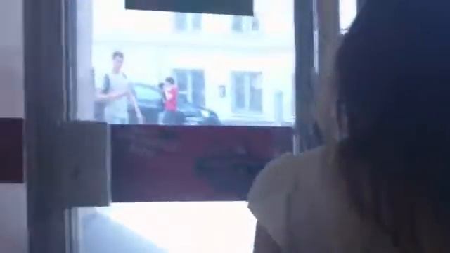 Все равны на эскалаторе смотреть онлайн