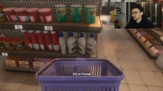 сталкерша пробролась в дом и слышит нас через микрофон - TheBrianMaps смотреть онлайн