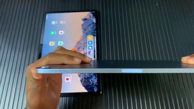 iPad Air 4 vs Mi Pad 5: WHY PAY MORE смотреть онлайн