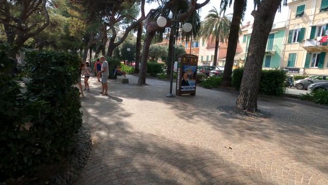 [4K] Walking Arenzano in Italy 2020 смотреть онлайн