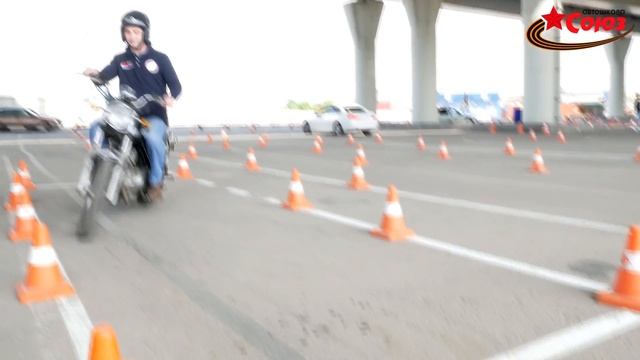 Процесс сдачи экзамена в ГИБДД (мотоцикл) смотреть онлайн