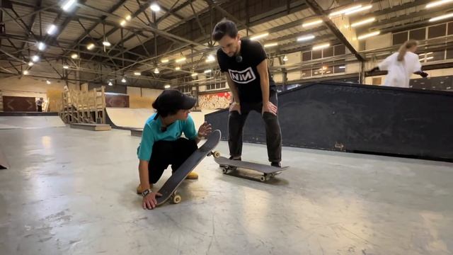 #HowTo | Rock To Fakie | Как сделать Rock To Fakie на скейте? Школа Кати Шенгелия S.Kate.School