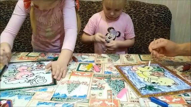 Юные художники . Разукрашиваем картины блёстками смотреть онлайн