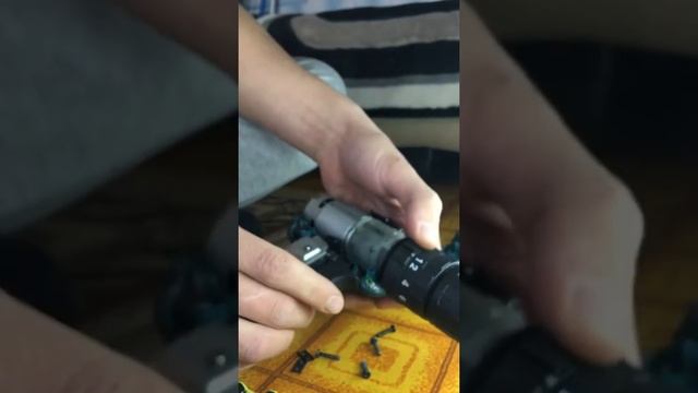 Разборка Шуроповерта марки Makita HP330D смотреть онлайн
