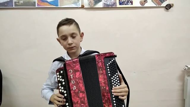 Хайрутдинов Рушан Книппер "Полюшко-поле", тат.н.п. "Танец трех друзей" смотреть онлайн