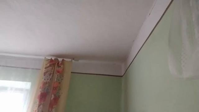 Продається будинок у містечку. Є газ і піч 20 соток городу. Тернопільська область.