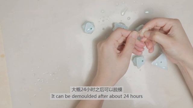 Resin DIY Project / Ice Crystals Role Playing Board Game Resin Dice Set 桌游骰子套装DIY 【DIY at Home】 смотреть онлайн