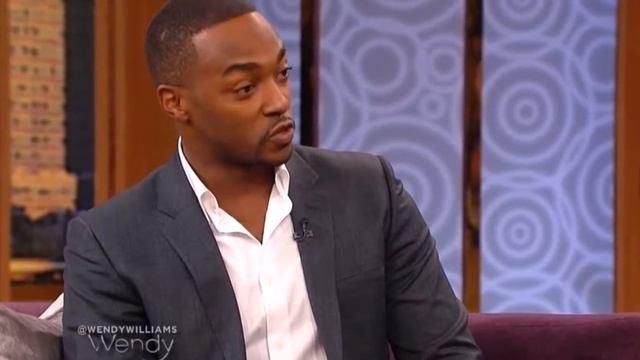 “You Make Daddy a Sandwich!” ? - Anthony Mackie on Gender Roles смотреть онлайн
