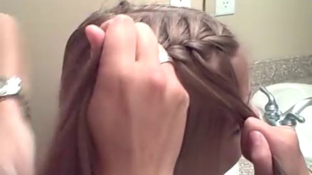 The Waterfall Braid {Plait} | Popular Hairstyles | Cute Girls Hairstyles смотреть онлайн