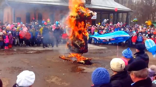 Сожжение бабы на масленницу. смотреть онлайн