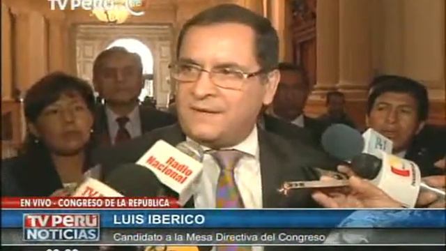 Luis Iberico presentó segunda lista que busca dirigir Mesa Directiva смотреть онлайн