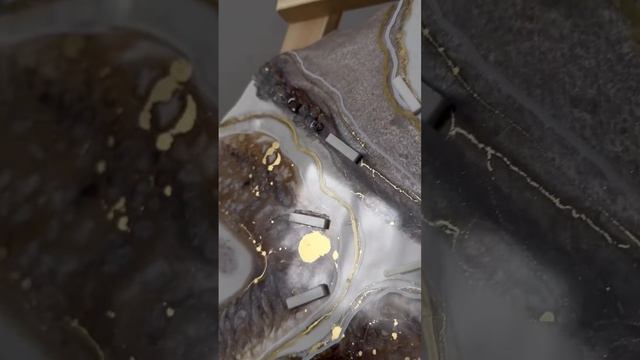 Часы из эпоксидной смолы «Жеода» #эпоксиднаясмола #resinart #resinartwork #epoxyresin #эпоксидка смотреть онлайн