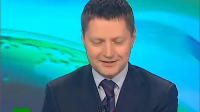 Под ведущим сломался стул смотреть онлайн