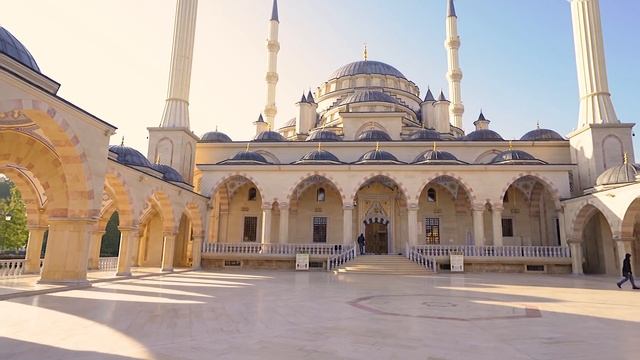 ЧЕЧНЯ: Аня путешествует одна! / ЧТО ПОСМОТРЕТЬ ЗА 2 ДНЯ? / тест резины Michelin в боевом режиме смотреть онлайн