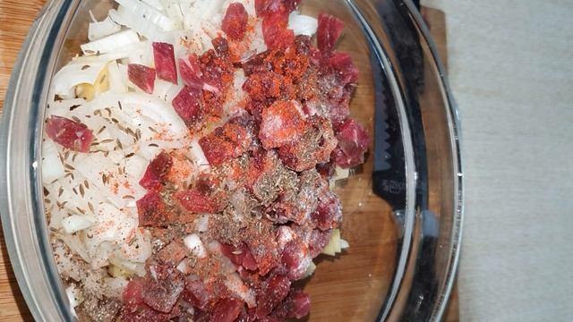How to make Meat/Beef Pie || Как приготовить мясной пирог в форме сердца ❤ || Гуштли пирог таййорла смотреть онлайн