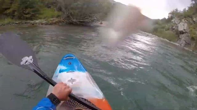 Kayak río Veral (foz verde) 6 km III+ / IV (0´65m) смотреть онлайн