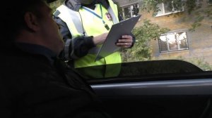 После этого видео разрешили ездить без номеров? Сняли номера Увезли водителя в суд