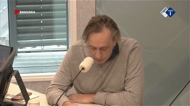 Marcel van Roosmalen over André Hazes Junior en Bridget Maasland | NPO Radio 1 смотреть онлайн