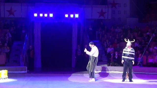 Реприза Свидание. Комический дуэт «Клаб Хаус» Белла&Алекс Чер, Duo Club House Bella&Alex Cher, смотреть онлайн