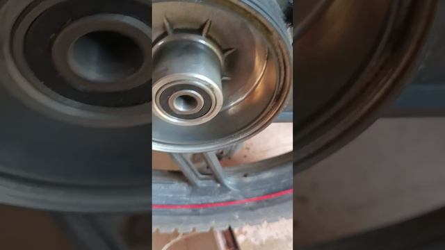 Regulmoto Sk200-9, проверил задние тормозные колодки на пробеге 4200км.