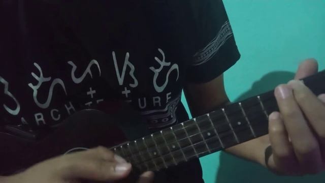 FREE TAB: Love is Gone - SLANDER ( Ukulele Fingerstyle Cover) смотреть онлайн