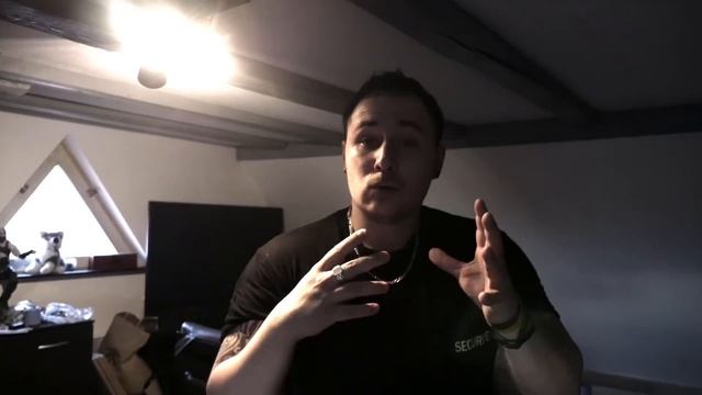 BIENVENUE DANS MA GAMING ROOM (VIDEO SETUP) смотреть онлайн