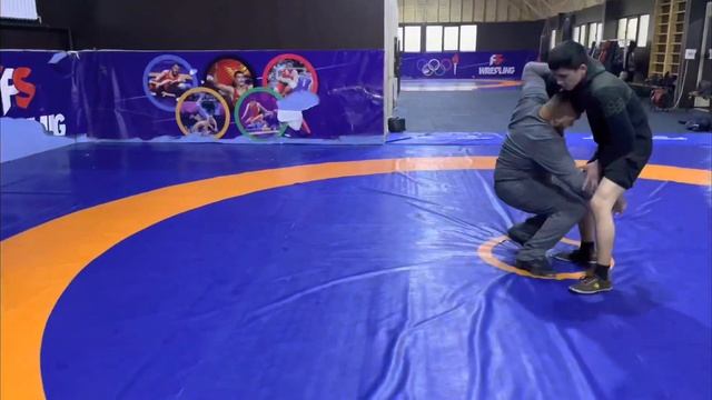 Как правильно ставить контр от прохода в ноги , как быстро и верно научится бросать мельницу смотреть онлайн