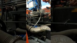 замена масла в поворотном редукторе