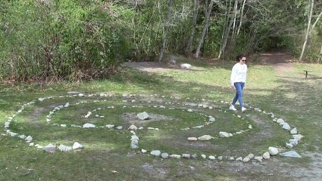 How to use the Forest Grove School Labyrinth смотреть онлайн