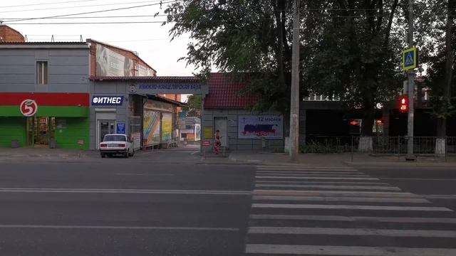 Работа Яндекс Курьером в Яндекс Доставке пеший курьер тариф курьер без короба. Смена 5 часов смотреть онлайн