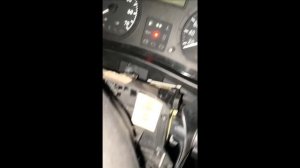 Как снять панель приборов рено логан 1