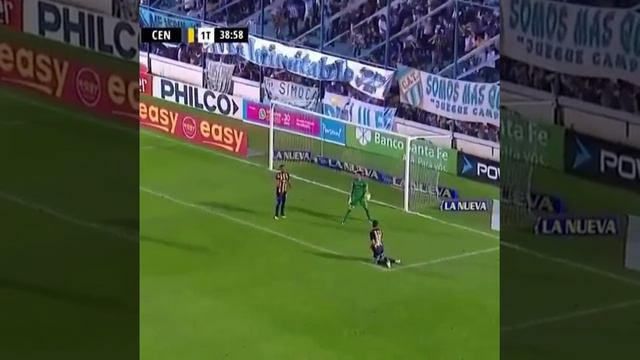 Golazo del PULGA RODRIGUEZ antes Rosario Central смотреть онлайн