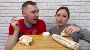 МУКБАНГ ШАУРМА ДОМАШНЯЯ СЫРНО-ЧЕСНОЧНАЯ MUKBANG HOMEMADE SHAWARMA ответы на вопросы