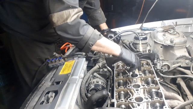 интересный вариант с ремонтом двс приоры пока не пойму где собака порылась смотреть онлайн