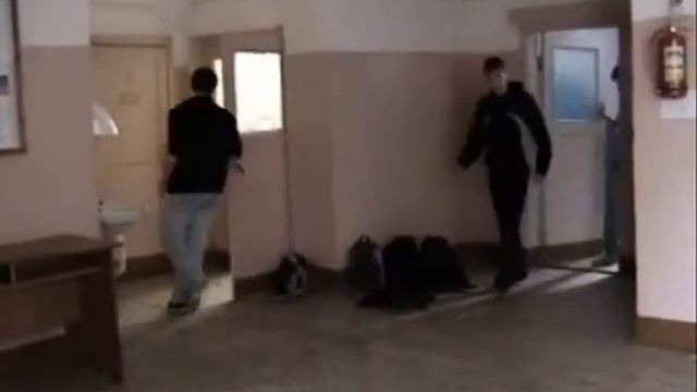 фильм про школу Высшее качество (больше)] смотреть онлайн