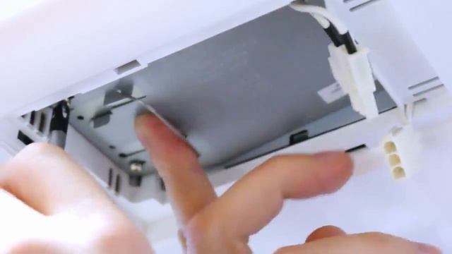 Как заменить лампу в проекторе Promethean PRM 45 смотреть онлайн