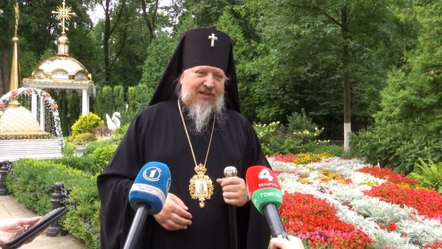 В Гомеле встретили икону «Неопалимая Купина», которая совершает воздушный крестный ход над Беларусь смотреть онлайн